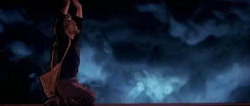 血降电影在线观看,在线惊悚盛宴，揭秘神秘诅咒之谜  第2张